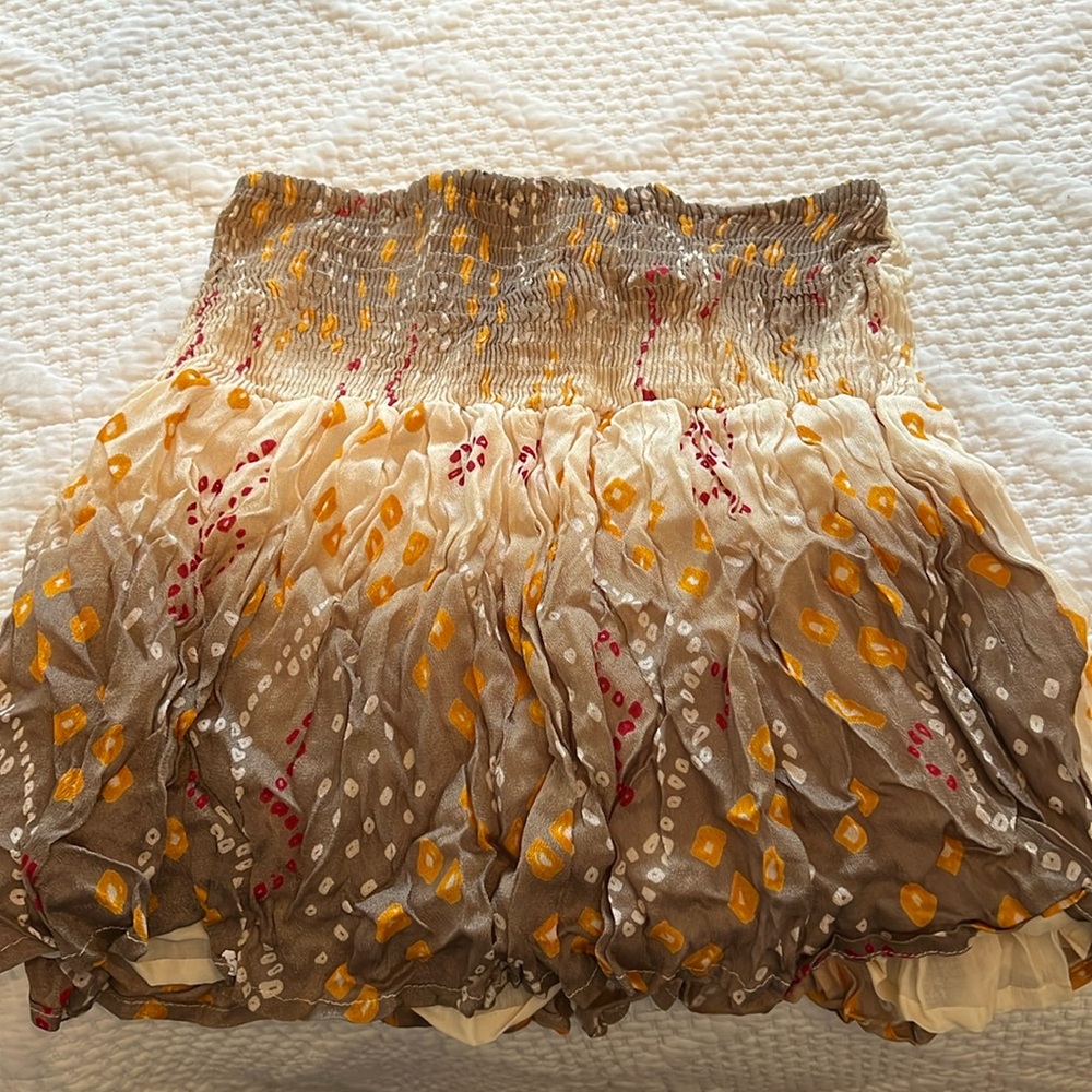 Flowy skirt
